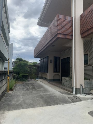 紀の川市西大井　中古戸建の駐車場