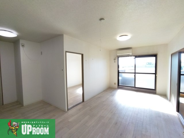 エスペランサの居間・リビング