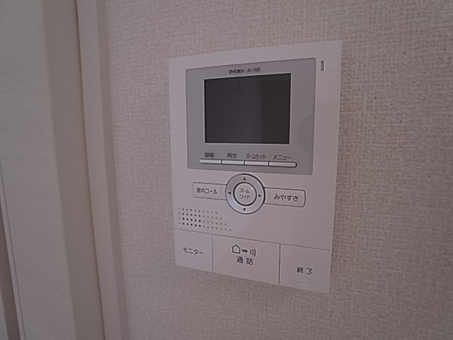 神戸市長田区西尻池町２丁目のアパートのセキュリティ|TV付インターフォン