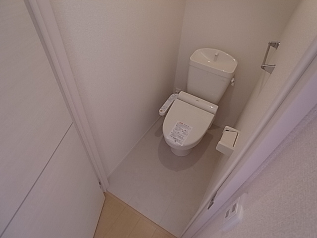 神戸市長田区西尻池町２丁目のアパートのトイレ|ウォッシュレット付トイレ