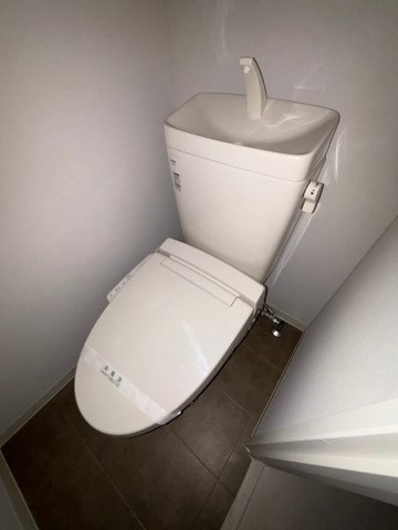 Luxe難波西Ⅲのトイレ