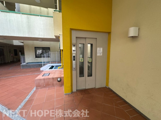 【その他共用部分】 | エレベーターです♪重たい荷物も楽々移動できます！