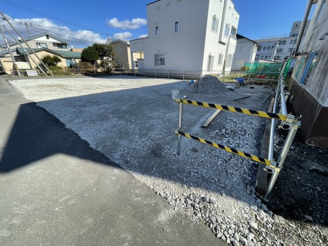 治水町6-21駐車場の外観