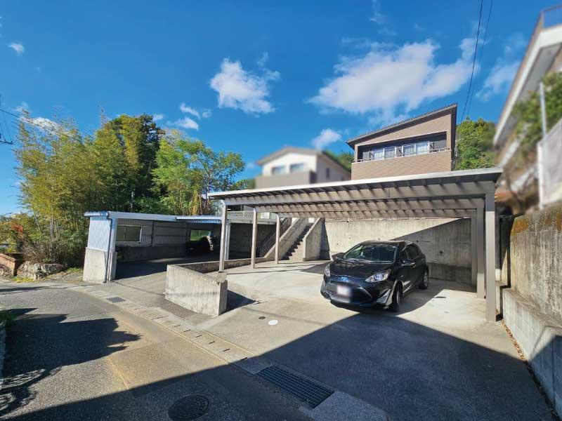 香美市土佐山田町植の駐車場