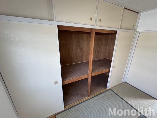 光明台29号棟の収納