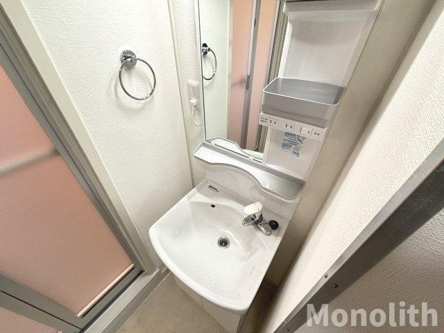 光明台29号棟の洗面所