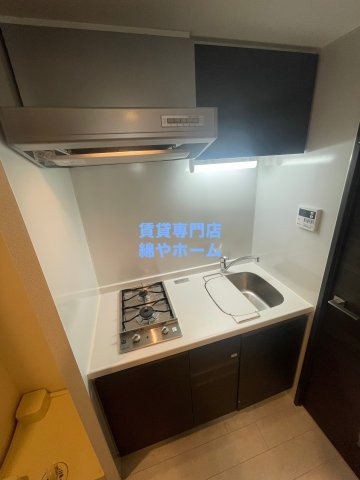 エステムコート難波Ⅴブロードのキッチン|お料理しやすいキッチンです