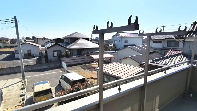 本田４丁目貸家の展望|バルコニーからは開放的な景色が見ええます