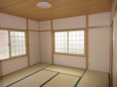 【和室】 | セントラルハウスA | 8帖