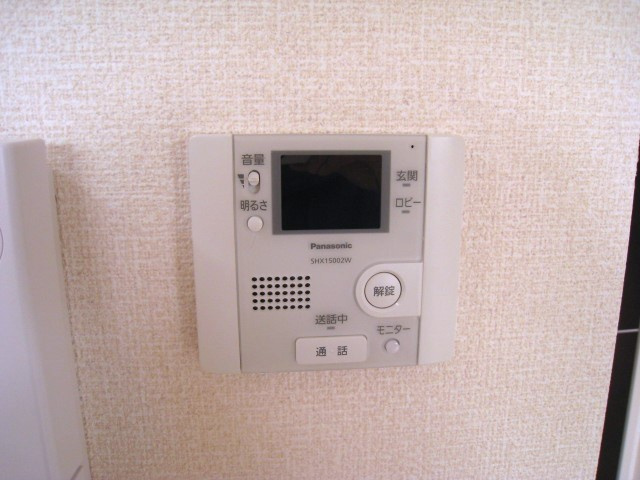 【セキュリティ】 | クレセントⅡ | 防犯対策に有効なカメラ付きインターホン！突然の来客にもバッチリ対応できちゃいます☆