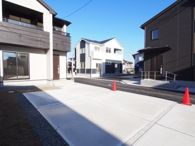 【駐車場】 | Blooming　Garden　御山沢田　２号棟