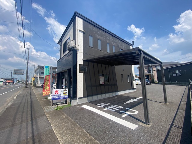 都城市祝吉町の店舗の外観