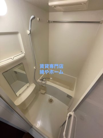 アーバンフラッツ難波東の浴室|ゆったり過ごせるお風呂です