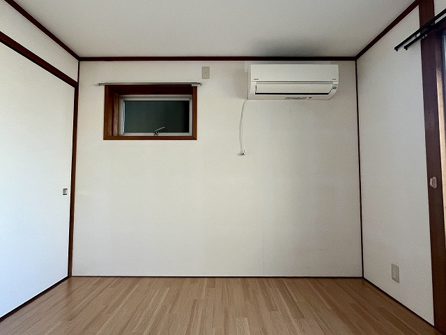 桟橋通三丁目S貸家の洋室