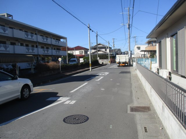 リーブルガーデン．S　熊谷新堀第２　の前面道路含む現地写真|現地前面道路（2024年12月02日）撮影