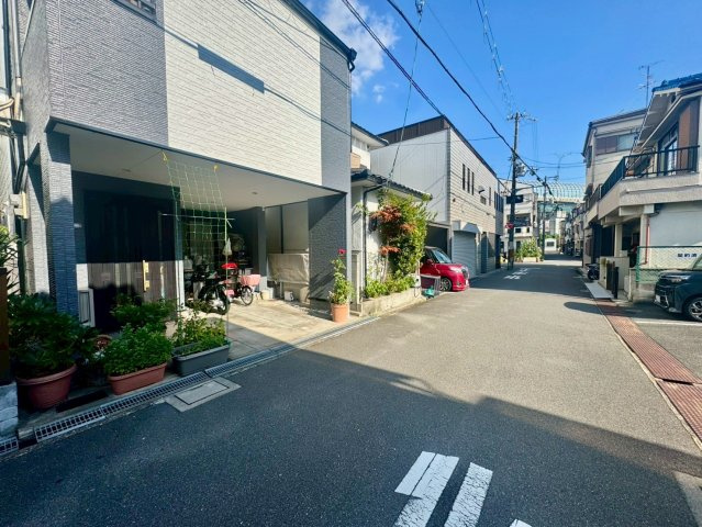 大阪府門真市南野口町の前面道路含む現地写真