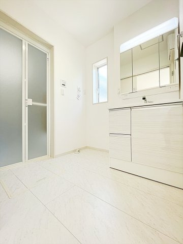 新築戸建・建売　いわき市泉町下川3期　GRAFARE　全5棟の独立洗面台|■同仕様物件参考用写真