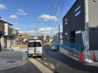 【前面道路含む現地写真】 | 前面道路