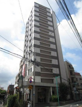 【外観】 | クオリア荻窪 | 鉄筋コンクリート造のがっちりとした建物。