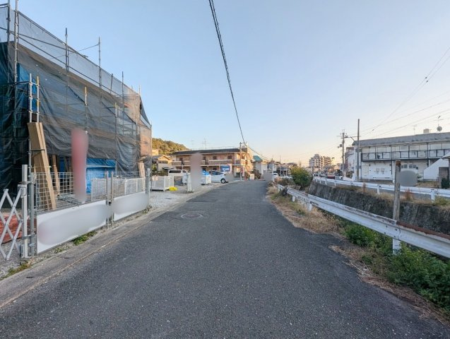常盤一ノ井町１期２号地/６区画の前面道路含む現地写真