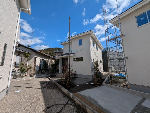 常盤一ノ井町１期３号地/６区画の前面道路含む現地写真