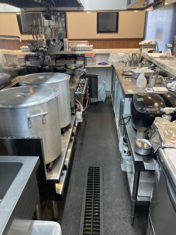 【キッチン】 | 東久留米駅バス3分 幸町三丁目バス停前 貸店舗 12坪 1階 ラーメン屋居抜き