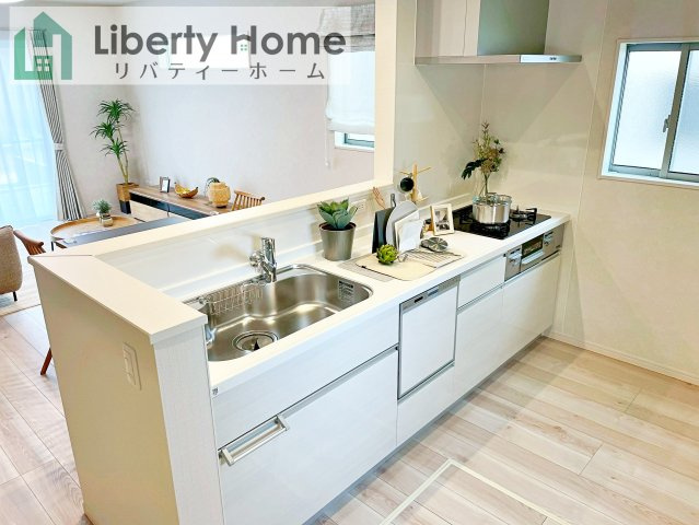 クライン龍ヶ崎市白羽第1期　２号棟　新築戸建のキッチン