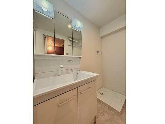 【独立洗面台】