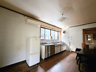 【居間・リビング】 | 宍道町東来待K貸家