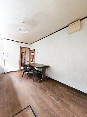 【居間・リビング】 | 宍道町東来待K貸家