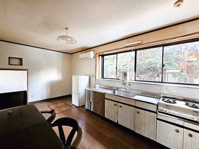 【居間・リビング】 | 宍道町東来待K貸家