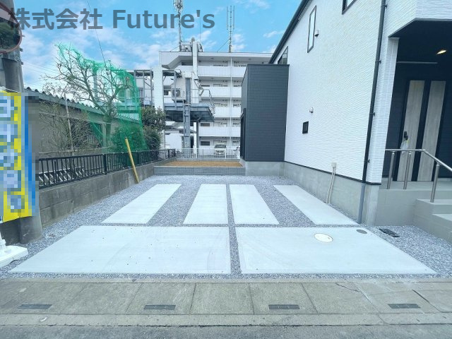 三郷市早稲田6丁目　新築戸建　全3棟　3号棟の駐車場|カースペース並列2台可能