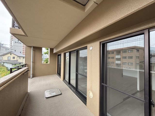 アステージ安東駅前のバルコニー