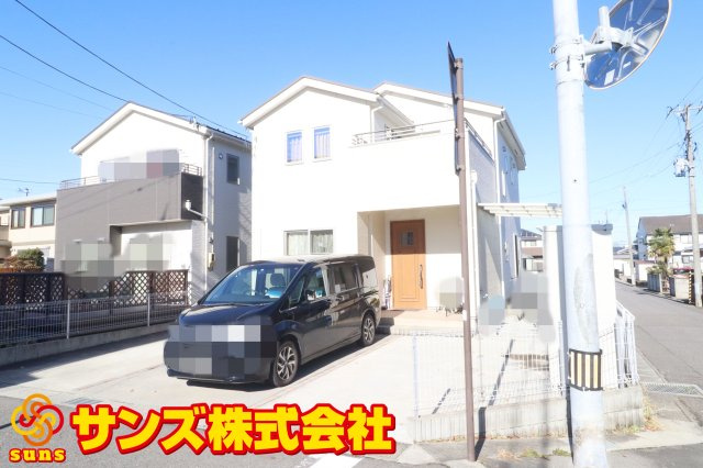 【中古】郡山市久留米5丁目　　　　柴宮小学校、郡山第7中学校の外観|南東側から見た駐車場を含む外観