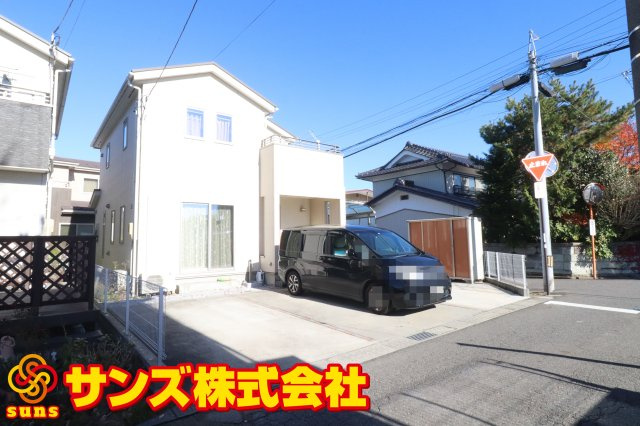 【中古】郡山市久留米5丁目　　　　柴宮小学校、郡山第7中学校の外観|南西側から見た駐車場を含む外観♪