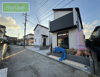 【外観】 | 販売現地　スタイリッシュな外観でゆったりした空間が魅力的です♪