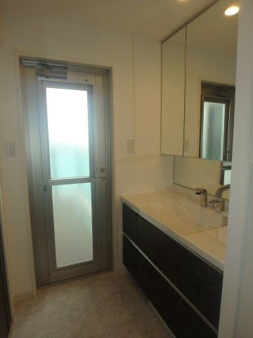 アルファステイツ老松小南の独立洗面台