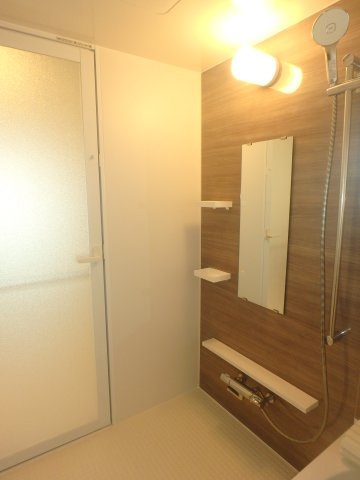 アルファステイツ老松小南の浴室