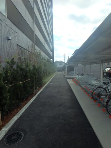 アルファステイツ老松小南の駐輪場