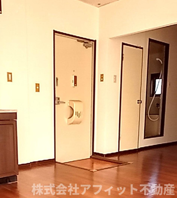 【玄関】 | MKコーポ