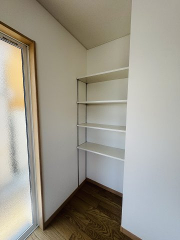 広島市安佐南区古市４丁目　新築一戸建ての収納