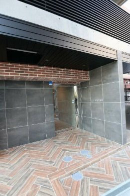【エントランス】 | AZEST横濱吉野町 | エントランス