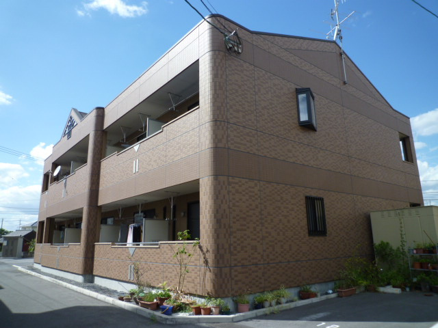倉敷市中庄のアパートの外観