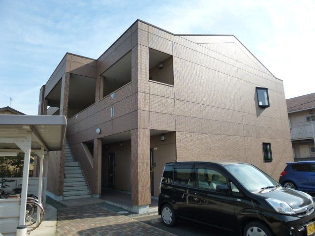 倉敷市中庄のアパートの外観