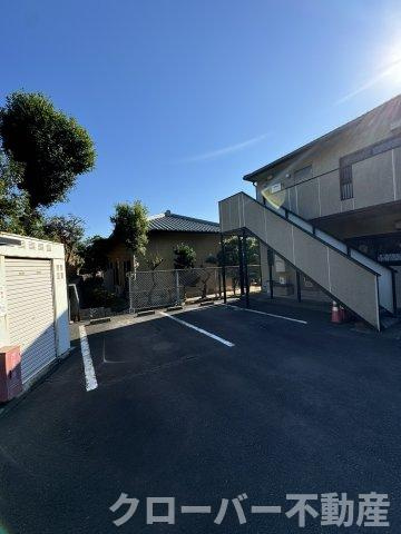 グランコートエースの駐車場