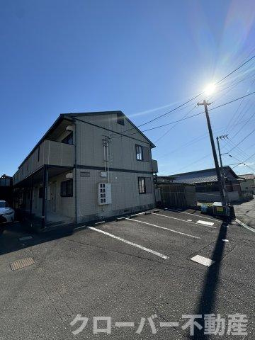 グランコートエースの駐車場