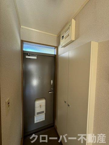 グランコートエースの玄関