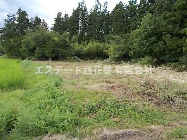 【商談中】花巻市鍋倉北村　土地の外観