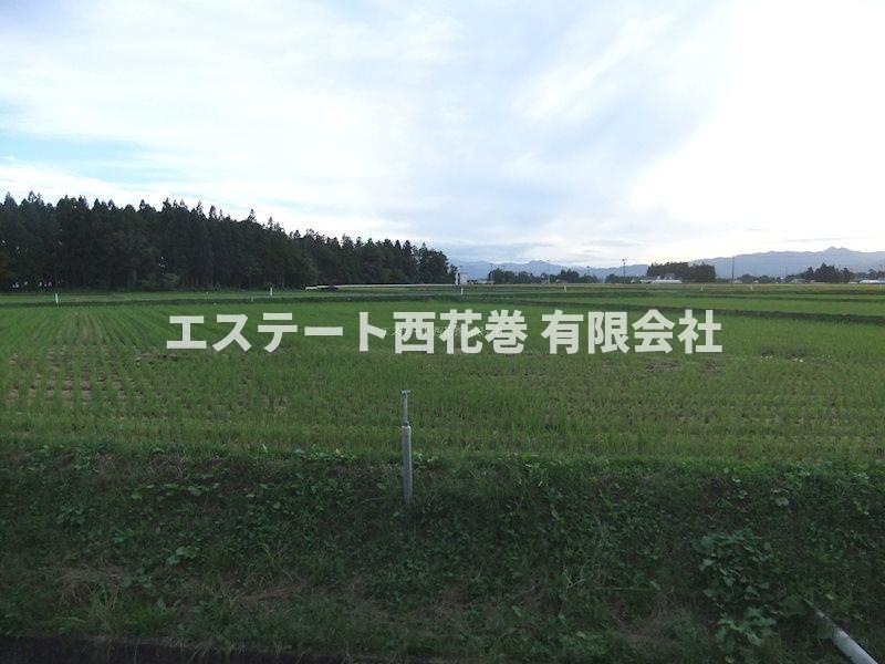 花巻市鍋倉字地森　土地の展望|全面は田んぼになります。西に沈む夕日も見えます。