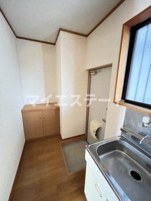 【玄関】 | ハイツ森口B